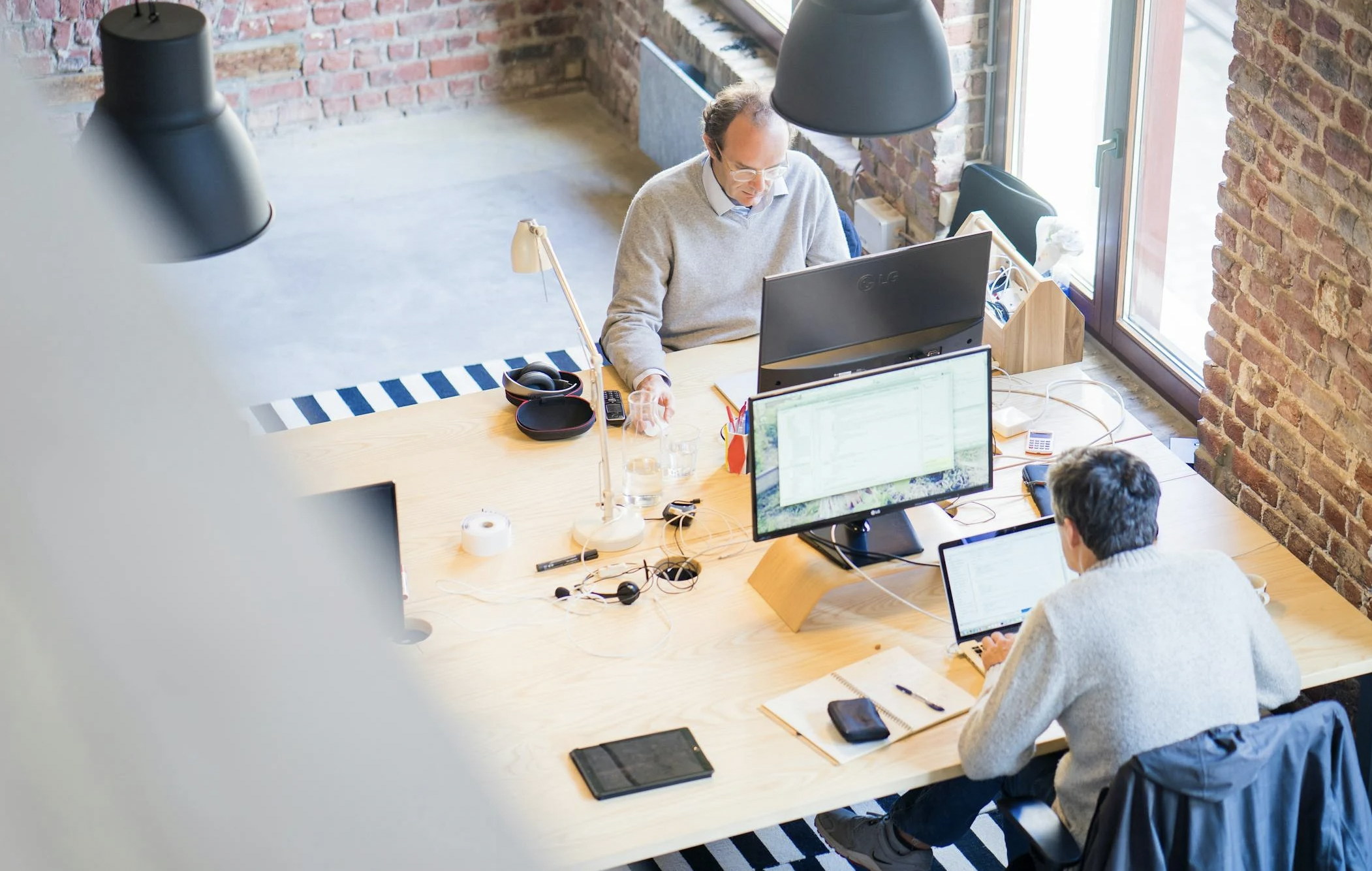 start up office